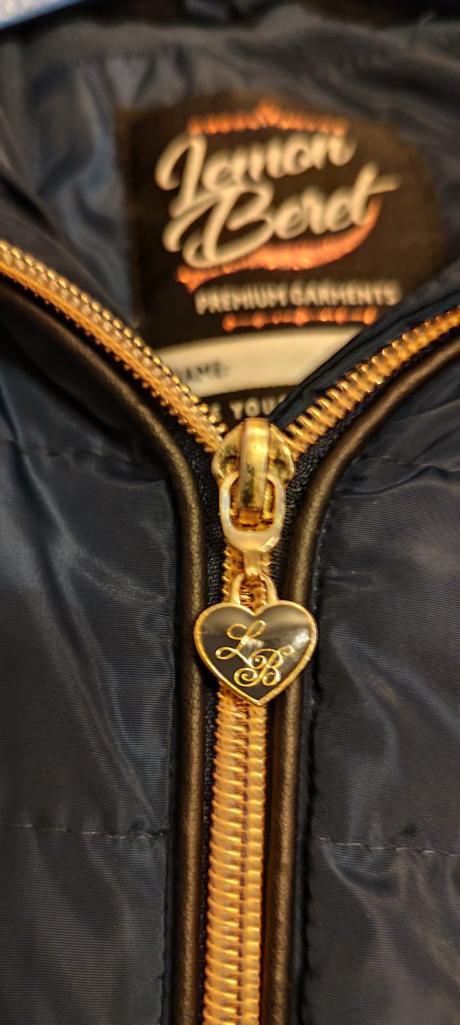 Vetrovka lemon beret, 146