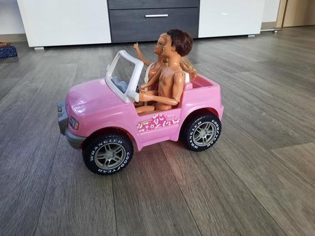 Barbie jeep ružové auto, 