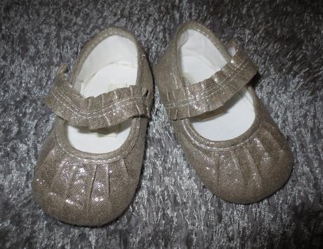 Elegantné capačky, 19