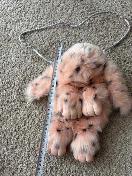 Plyšová kabelka, reserved