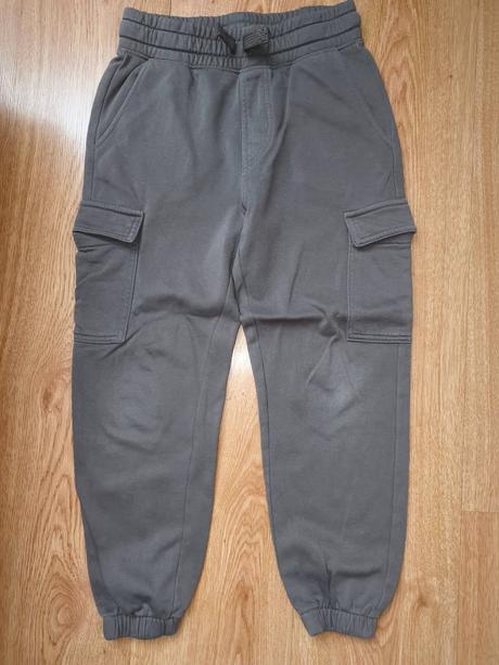 Cargo tepláky, h&m,140