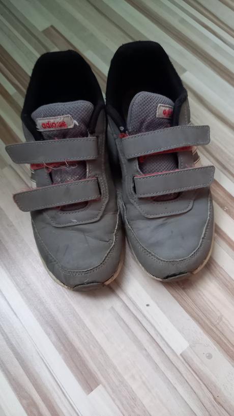 Tenisky adidas gratis k nakupu, adidas,35