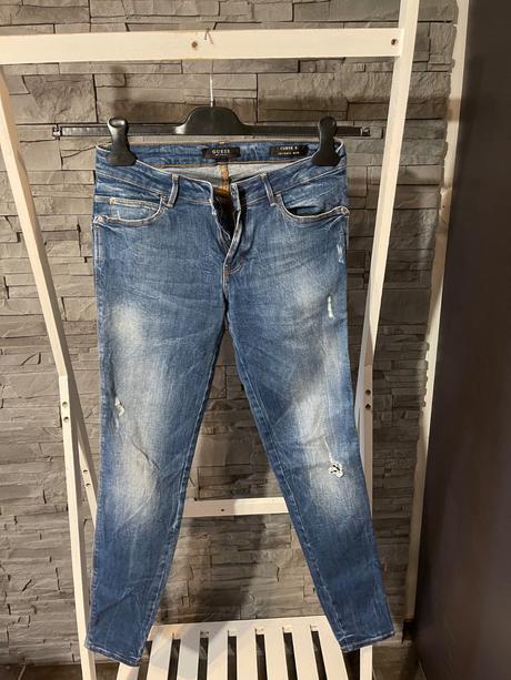 Guess v.28, guess,28