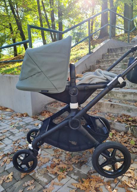 Vlnená pletená deka - mineral green elodie detail,