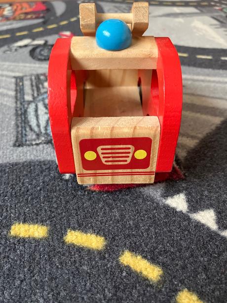 Hasičské auto drevené, 