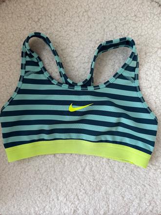 Sportova nike podprsenka, nike,s