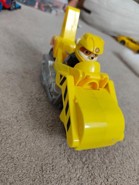 Chase auto + rubble auto zadarmo,