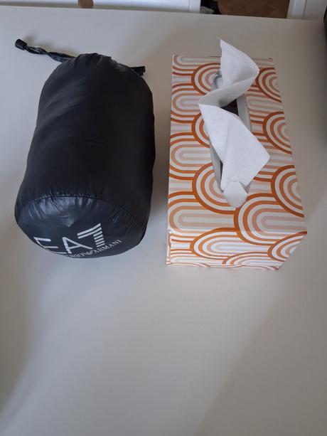 Ultra ľahká páperová bunda 225g ako nová originál, armani,xl