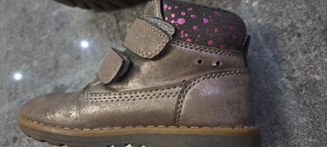 Členkové čižmy, 25