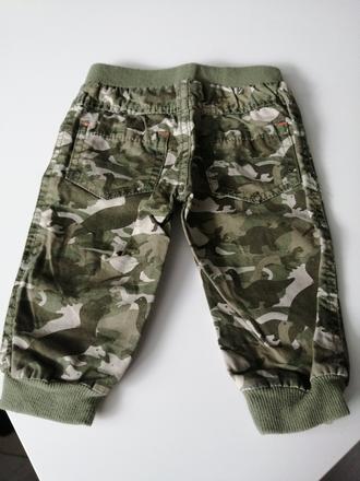 Nohavice frajerske, baby club,68