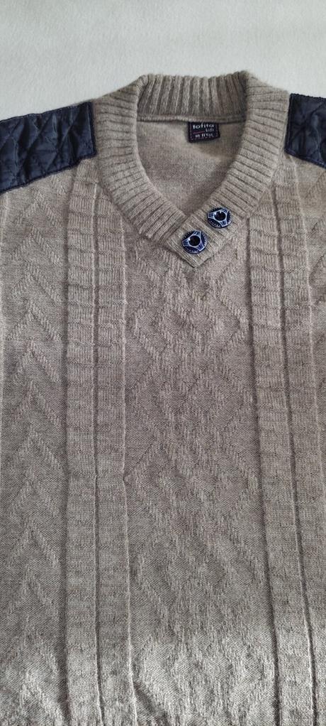 Elegantný sveter, 128