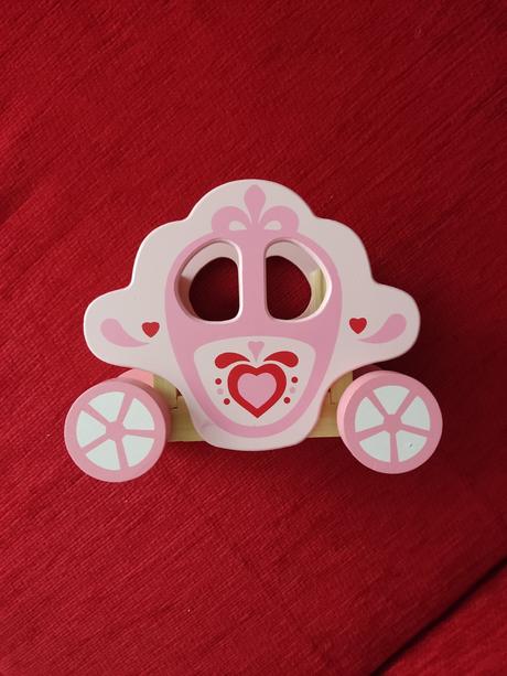 Stojan drevený na pera, 