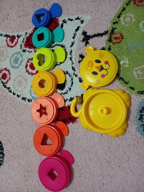 Skladacia pyramída levík,