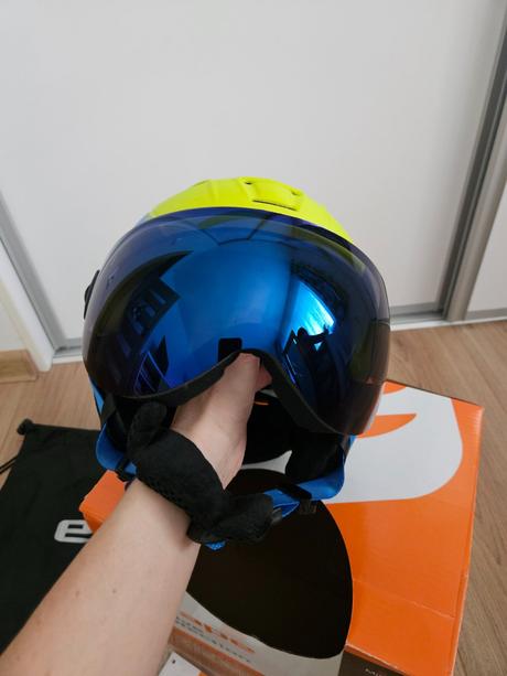 Lyziarska prilba 53 - 55 cm, etape,s