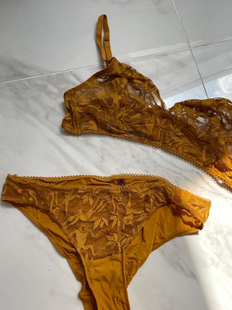 Súprava spodného prádla, s