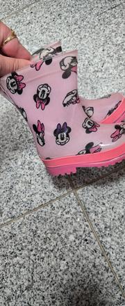 Gumaciky, 20