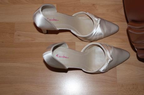 Topanky na predaj, 38