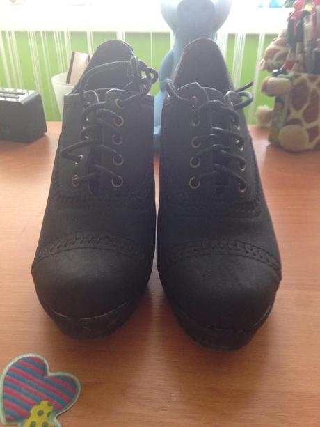 Topánky na plnom opätku, 39