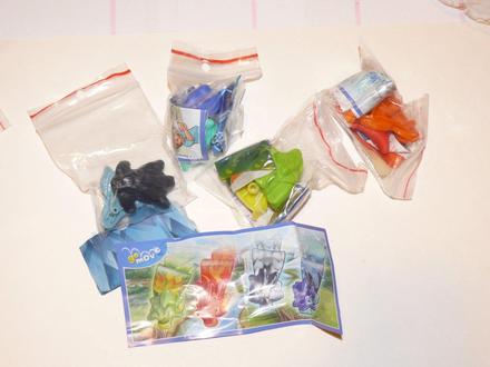 Kinder sada draci - hádzadlá ,