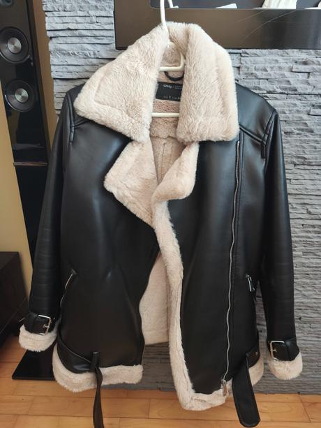 Koženkova bunda, sinsay,s