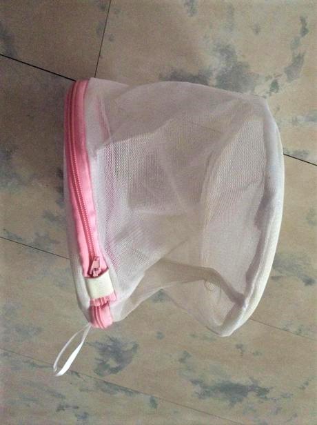 Sieťka na pranie podprseniek,