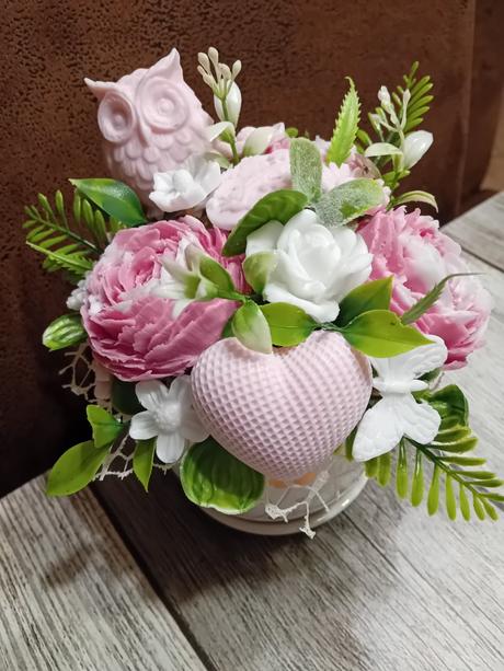 Mydlová kytička v keramike, 