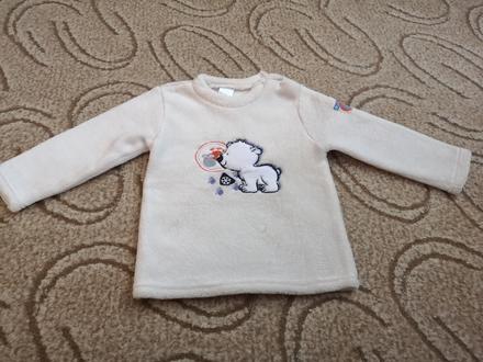 Chlpatá mikinka, 92