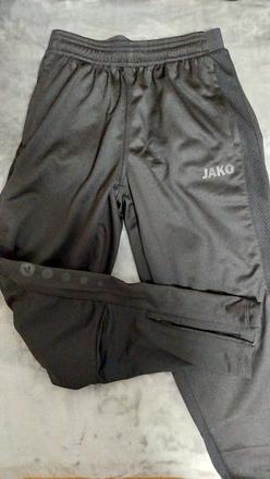 Tréningové tepláky jako, 140