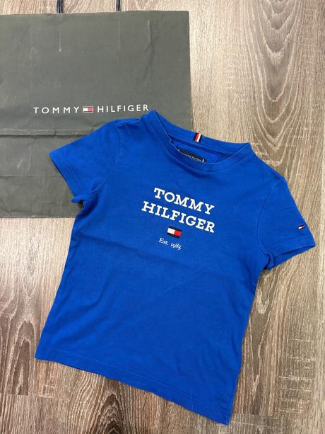 Tommy hilfiger frajerske tričko č.110, tommy hilfiger,110
