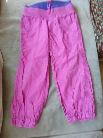 Tristvrtaky, cherokee,140