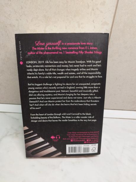 El james - the mister v, 