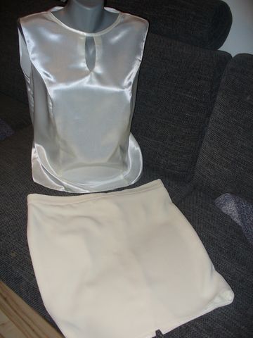 Lesklý vrch so suknou vel.l, l