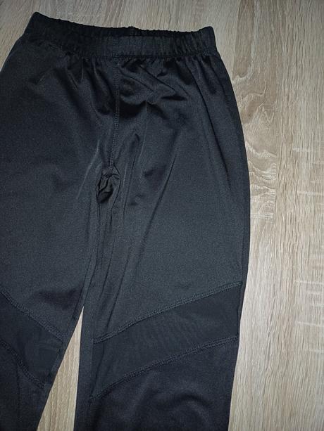 Čierne legíny, gate,m