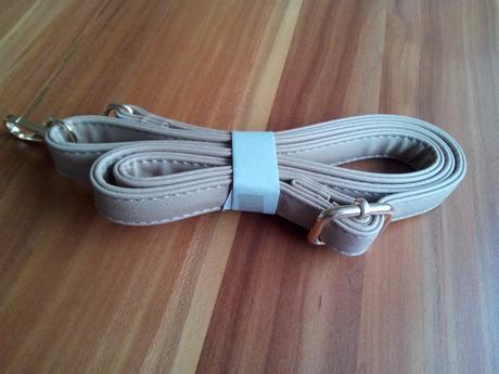 Béžová kabelka nenosená, 