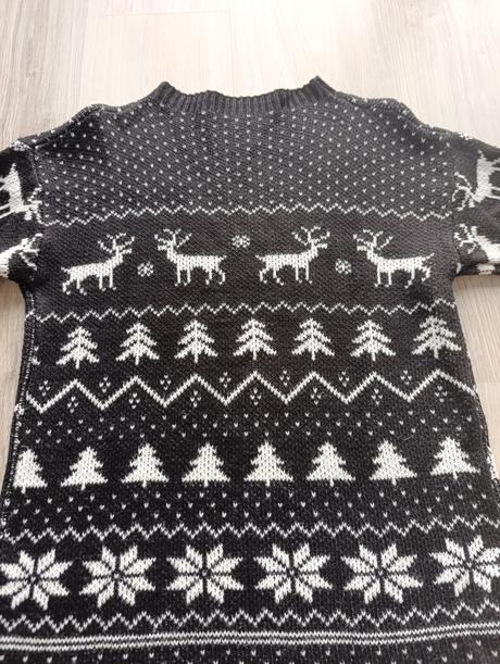 Dámsky čierny vianočný sveter, 