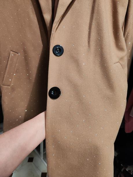 Kabátik krásny s kamienkami, m / s