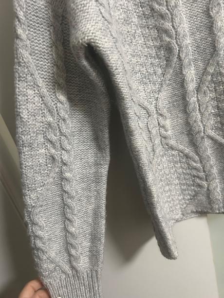 Sivý sveter so stojačikom, reserved,s