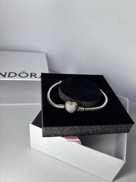 Pandora náramok, pandora