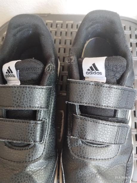 Botasky adidas, adidas,37