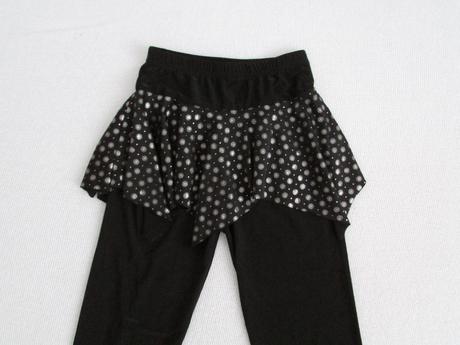 Nohavice so sukničkou,