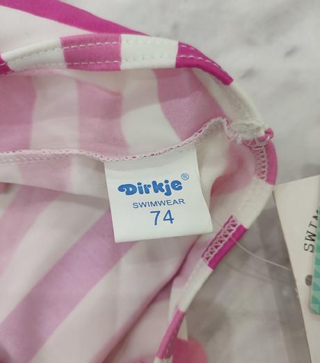 Jednodielne plavky, dirkje,74