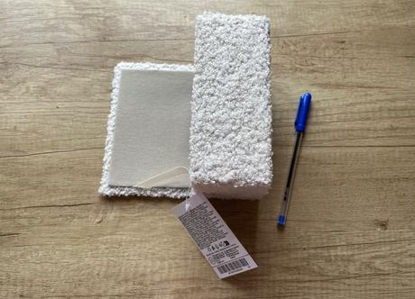 Nová bledá krabička šperkovnica, 