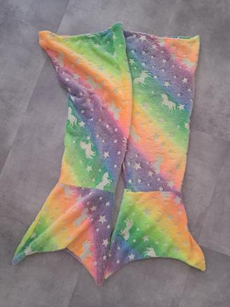 Svietiaca deka morská panna, 