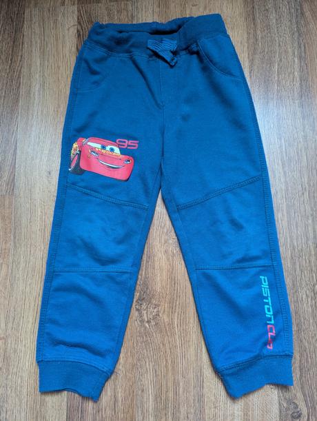 Tepláky, disney,110