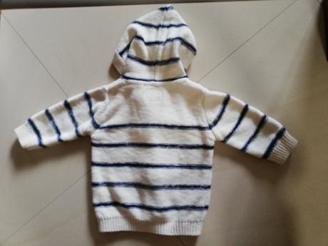 Svetrik značky next, next,74