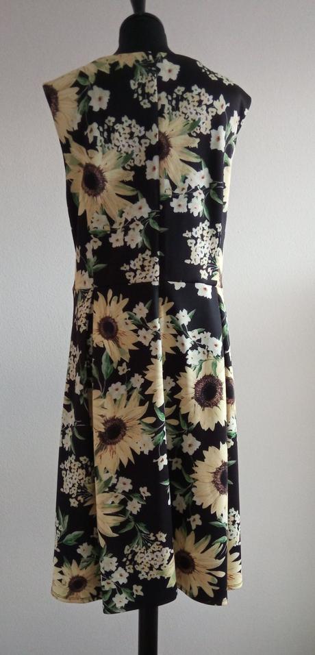 Šaty - 2, bonmarché,50