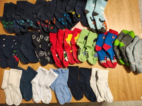 Balík ponožiek, 24