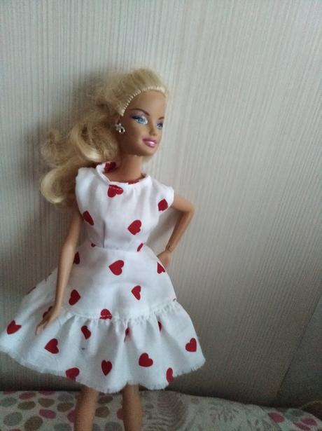 Šaty pre barbie,