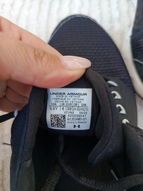 Tenisky, under armour,39