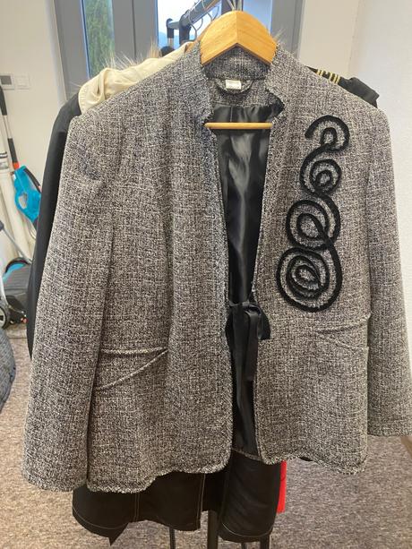 Krasne sive sacko, 44